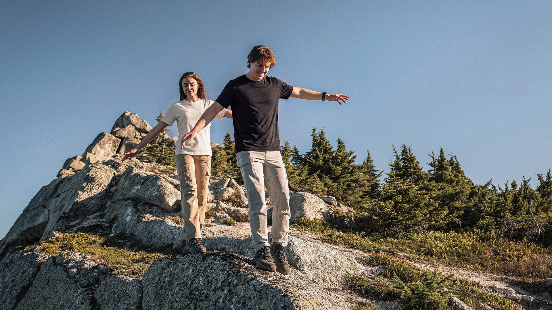 How to Choose Outdoor Clothing for Changing Trail Conditions